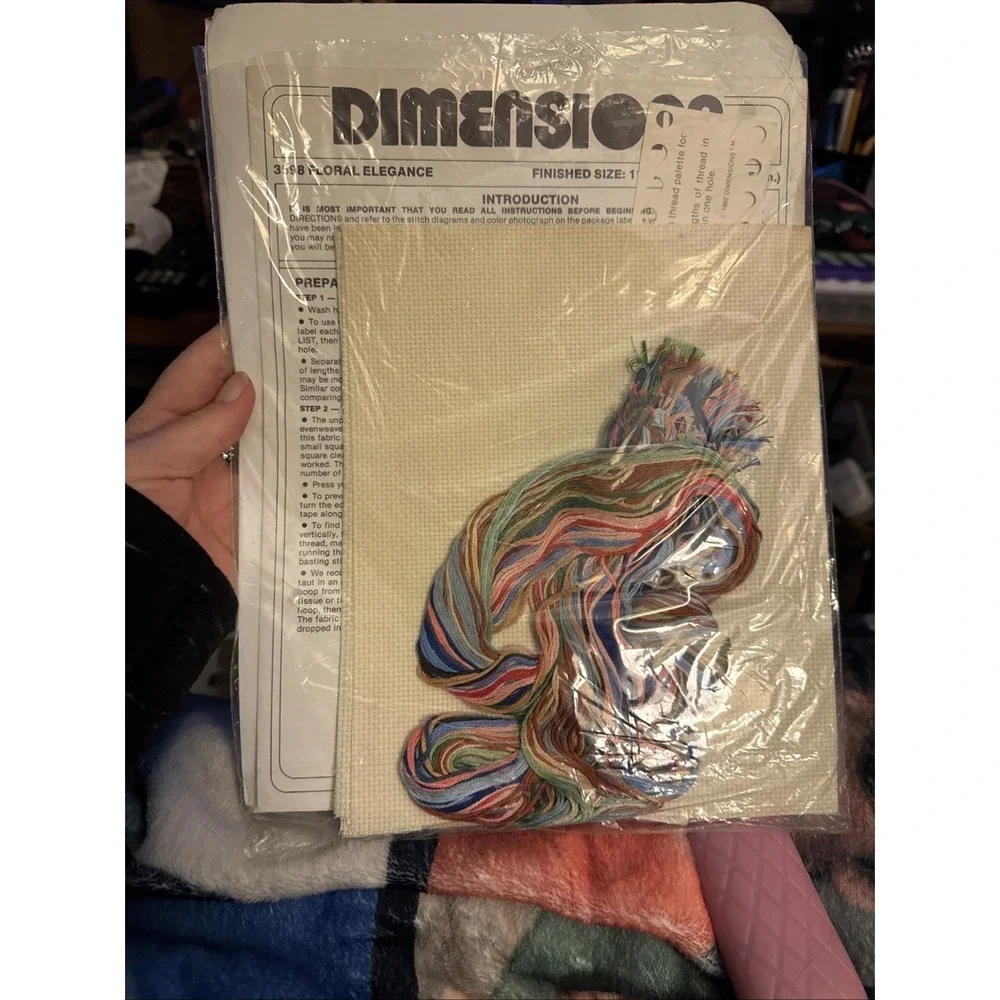 Dimensions Counted Cross Stitch Kit FLORAL‎ ELEGANCE NOS 1985 Vintage OPEN